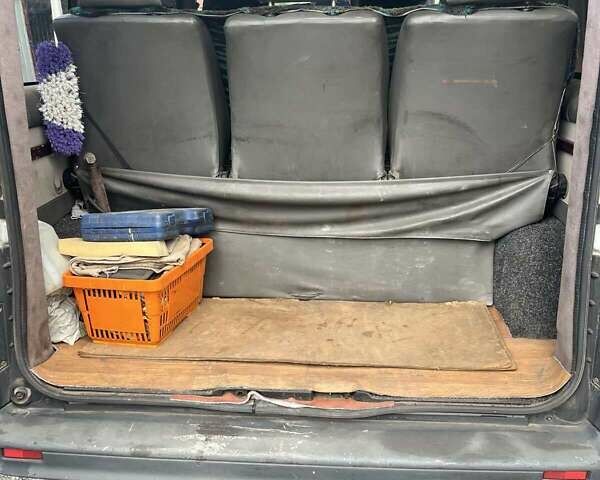 Белый Опель Виваро, объемом двигателя 2 л и пробегом 345 тыс. км за 8500 $, фото 8 на Automoto.ua