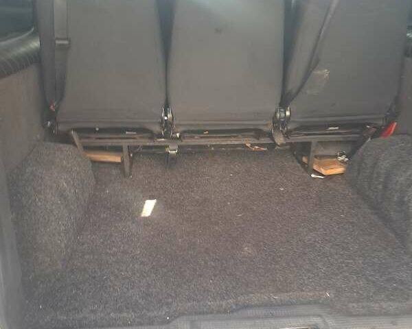 Белый Опель Виваро, объемом двигателя 2 л и пробегом 340 тыс. км за 9800 $, фото 5 на Automoto.ua