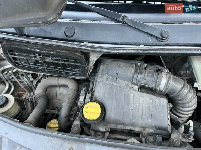 Белый Опель Виваро, объемом двигателя 2 л и пробегом 385 тыс. км за 11900 $, фото 19 на Automoto.ua