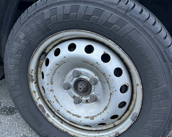 Белый Опель Виваро, объемом двигателя 2 л и пробегом 385 тыс. км за 11900 $, фото 8 на Automoto.ua