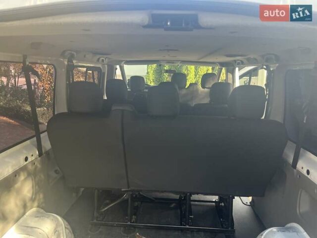 Белый Опель Виваро, объемом двигателя 2 л и пробегом 324 тыс. км за 10999 $, фото 20 на Automoto.ua