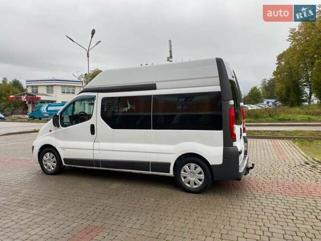 Белый Опель Виваро, объемом двигателя 2 л и пробегом 338 тыс. км за 9550 $, фото 7 на Automoto.ua