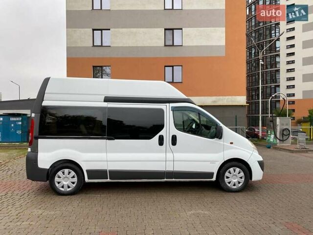 Белый Опель Виваро, объемом двигателя 2 л и пробегом 338 тыс. км за 9550 $, фото 17 на Automoto.ua