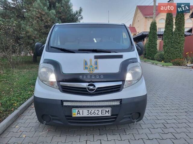 Белый Опель Виваро, объемом двигателя 2 л и пробегом 315 тыс. км за 11600 $, фото 51 на Automoto.ua