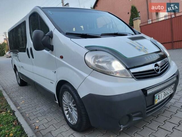 Белый Опель Виваро, объемом двигателя 2 л и пробегом 315 тыс. км за 11600 $, фото 20 на Automoto.ua