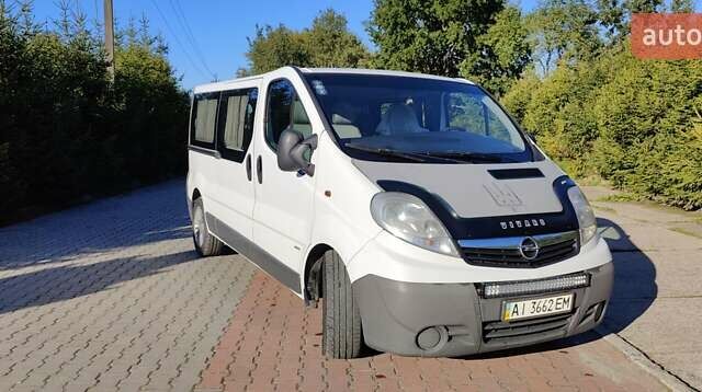Белый Опель Виваро, объемом двигателя 2 л и пробегом 315 тыс. км за 8999 $, фото 21 на Automoto.ua