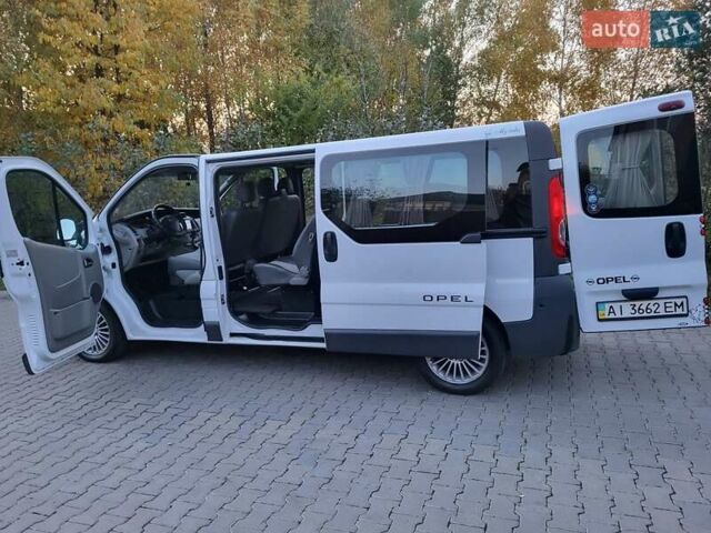 Белый Опель Виваро, объемом двигателя 2 л и пробегом 315 тыс. км за 11600 $, фото 64 на Automoto.ua