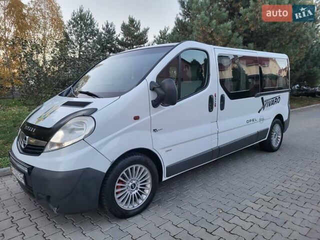 Белый Опель Виваро, объемом двигателя 2 л и пробегом 315 тыс. км за 11600 $, фото 49 на Automoto.ua