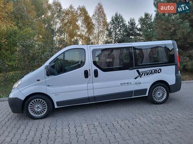 Белый Опель Виваро, объемом двигателя 2 л и пробегом 315 тыс. км за 11600 $, фото 42 на Automoto.ua