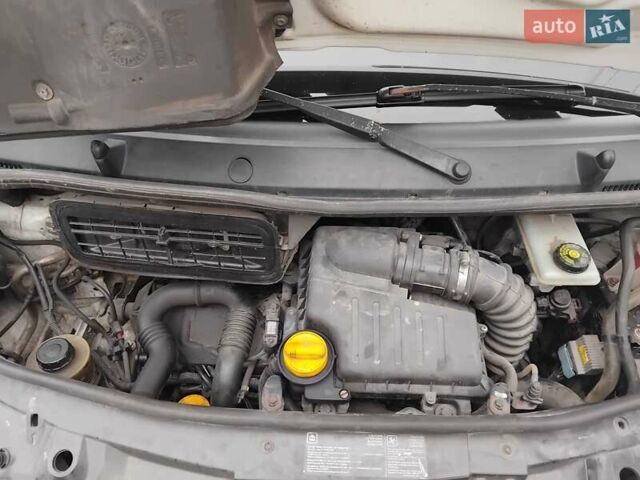 Белый Опель Виваро, объемом двигателя 2 л и пробегом 288 тыс. км за 8600 $, фото 9 на Automoto.ua