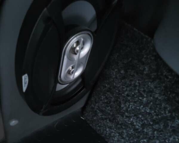 Белый Опель Виваро, объемом двигателя 2 л и пробегом 315 тыс. км за 11600 $, фото 127 на Automoto.ua