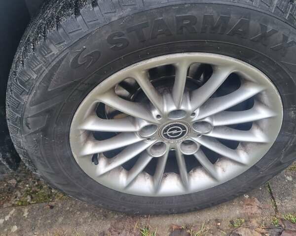 Белый Опель Виваро, объемом двигателя 2 л и пробегом 386 тыс. км за 10200 $, фото 12 на Automoto.ua