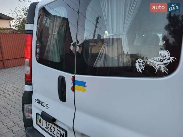 Белый Опель Виваро, объемом двигателя 2 л и пробегом 315 тыс. км за 11600 $, фото 24 на Automoto.ua