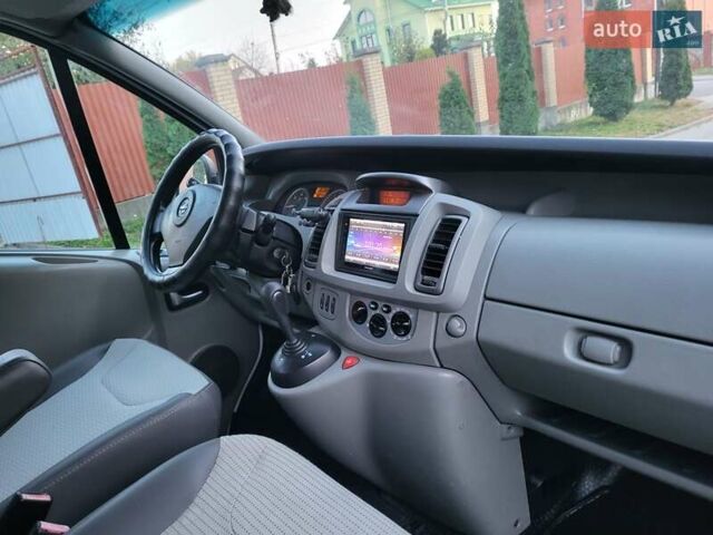 Белый Опель Виваро, объемом двигателя 2 л и пробегом 315 тыс. км за 11600 $, фото 117 на Automoto.ua