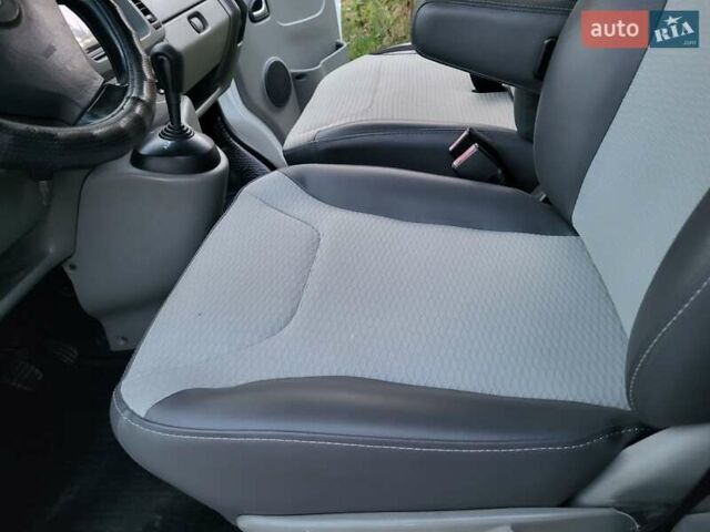 Белый Опель Виваро, объемом двигателя 2 л и пробегом 315 тыс. км за 11600 $, фото 78 на Automoto.ua