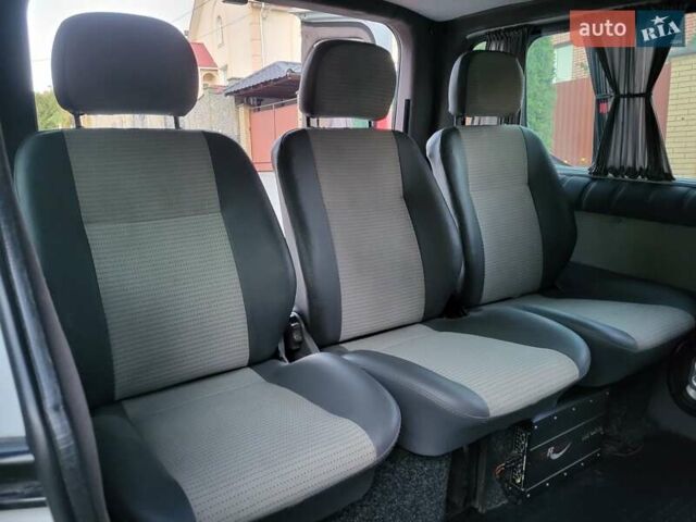 Белый Опель Виваро, объемом двигателя 2 л и пробегом 315 тыс. км за 11600 $, фото 129 на Automoto.ua