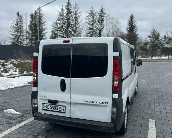 Белый Опель Виваро, объемом двигателя 2 л и пробегом 283 тыс. км за 9999 $, фото 6 на Automoto.ua