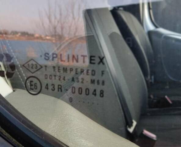 Белый Опель Виваро, объемом двигателя 2 л и пробегом 334 тыс. км за 9300 $, фото 27 на Automoto.ua