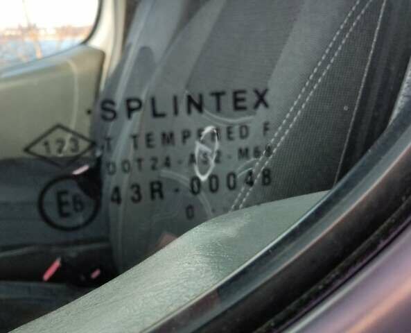 Белый Опель Виваро, объемом двигателя 2 л и пробегом 334 тыс. км за 9300 $, фото 28 на Automoto.ua