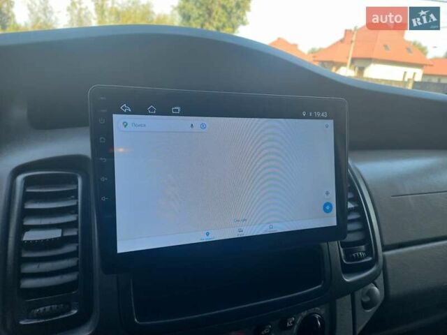 Білий Опель Віваро, об'ємом двигуна 2 л та пробігом 197 тис. км за 13700 $, фото 29 на Automoto.ua