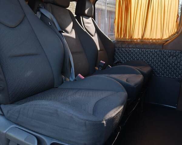 Білий Опель Віваро, об'ємом двигуна 2.02 л та пробігом 300 тис. км за 11000 $, фото 6 на Automoto.ua