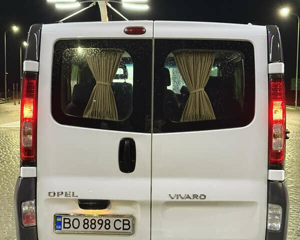 Білий Опель Віваро, об'ємом двигуна 2.46 л та пробігом 583 тис. км за 12999 $, фото 6 на Automoto.ua
