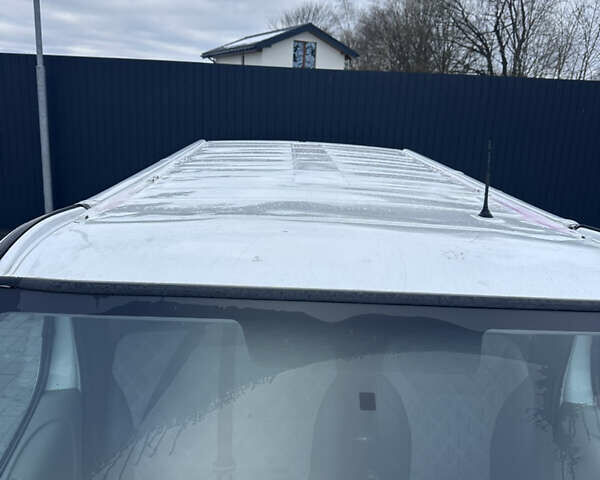 Белый Опель Виваро, объемом двигателя 2 л и пробегом 283 тыс. км за 9999 $, фото 12 на Automoto.ua