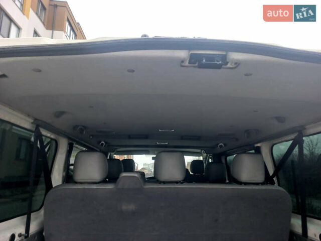Белый Опель Виваро, объемом двигателя 2 л и пробегом 198 тыс. км за 12500 $, фото 45 на Automoto.ua