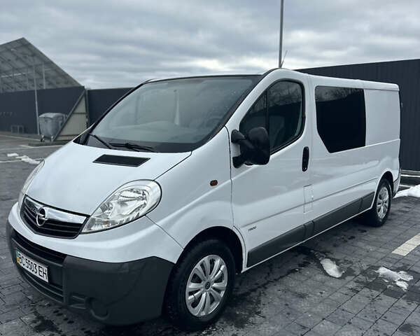 Белый Опель Виваро, объемом двигателя 2 л и пробегом 283 тыс. км за 9999 $, фото 11 на Automoto.ua