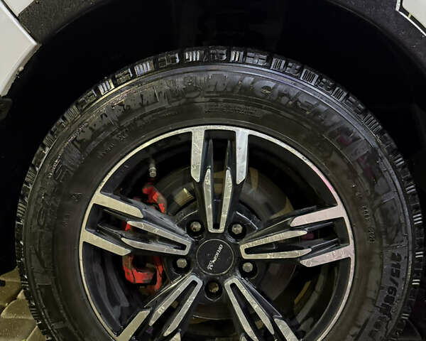 Білий Опель Віваро, об'ємом двигуна 2.46 л та пробігом 583 тис. км за 12999 $, фото 11 на Automoto.ua