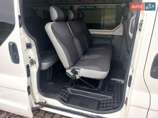 Белый Опель Виваро, объемом двигателя 2 л и пробегом 198 тыс. км за 12500 $, фото 38 на Automoto.ua