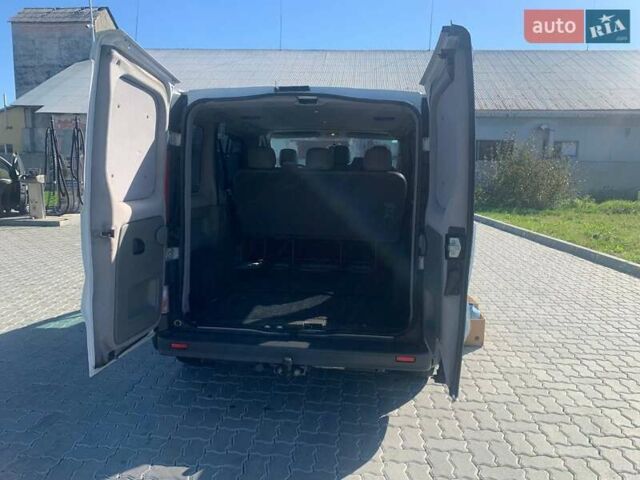 Білий Опель Віваро, об'ємом двигуна 2 л та пробігом 280 тис. км за 10950 $, фото 11 на Automoto.ua