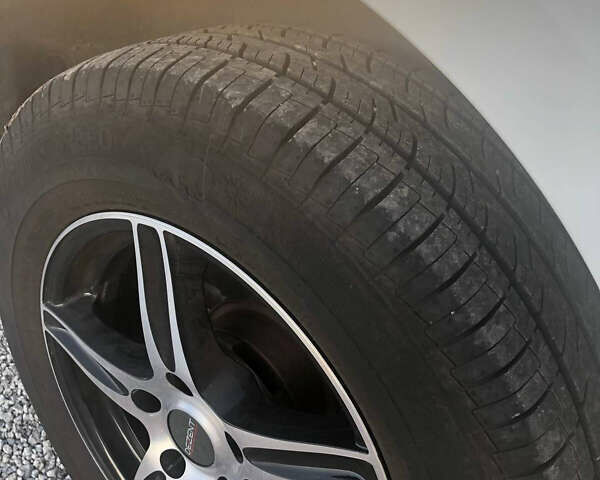 Белый Опель Виваро, объемом двигателя 2 л и пробегом 256 тыс. км за 10500 $, фото 15 на Automoto.ua