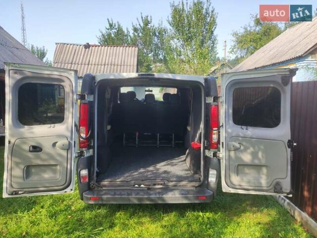 Белый Опель Виваро, объемом двигателя 2 л и пробегом 305 тыс. км за 11000 $, фото 5 на Automoto.ua