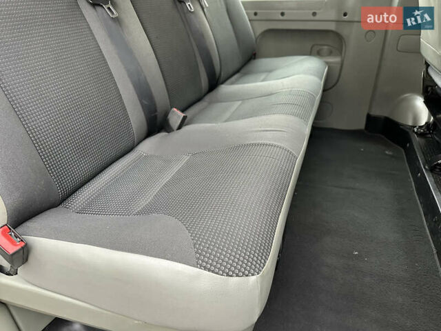 Белый Опель Виваро, объемом двигателя 2 л и пробегом 284 тыс. км за 13500 $, фото 76 на Automoto.ua