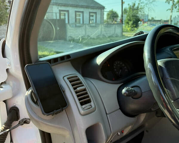 Белый Опель Виваро, объемом двигателя 2 л и пробегом 190 тыс. км за 10800 $, фото 43 на Automoto.ua