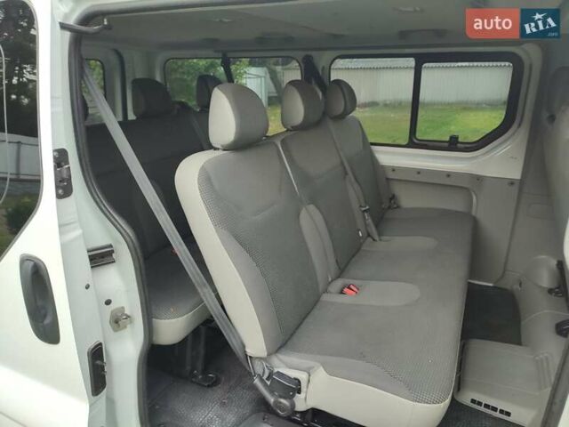 Білий Опель Віваро, об'ємом двигуна 2.5 л та пробігом 194 тис. км за 14600 $, фото 24 на Automoto.ua