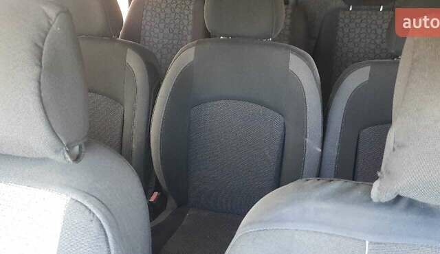 Білий Опель Віваро, об'ємом двигуна 2 л та пробігом 160 тис. км за 12350 $, фото 16 на Automoto.ua