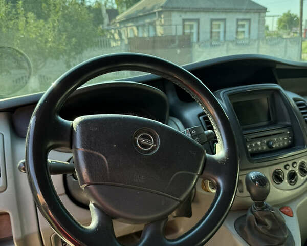 Белый Опель Виваро, объемом двигателя 2 л и пробегом 190 тыс. км за 10800 $, фото 36 на Automoto.ua