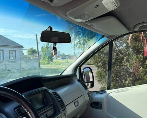 Белый Опель Виваро, объемом двигателя 2 л и пробегом 190 тыс. км за 10800 $, фото 37 на Automoto.ua