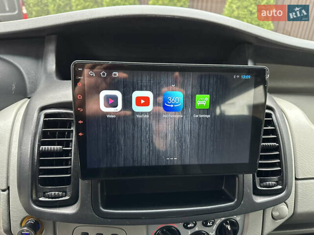 Белый Опель Виваро, объемом двигателя 2 л и пробегом 284 тыс. км за 13500 $, фото 64 на Automoto.ua