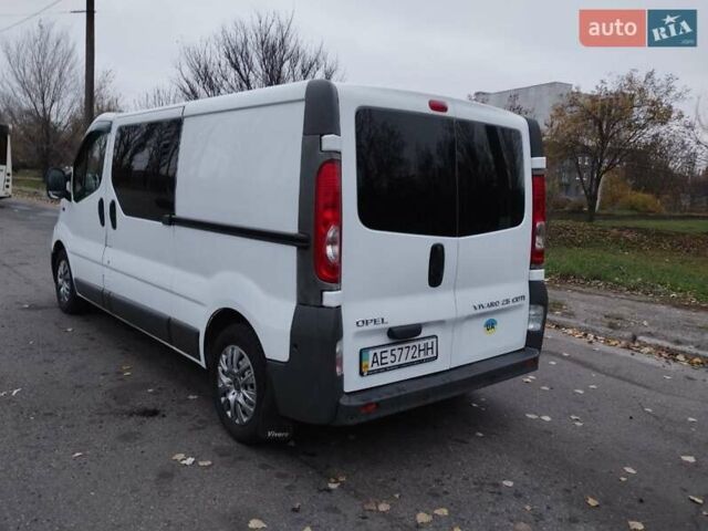 Білий Опель Віваро, об'ємом двигуна 2.5 л та пробігом 355 тис. км за 12000 $, фото 24 на Automoto.ua