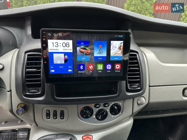 Белый Опель Виваро, объемом двигателя 2 л и пробегом 284 тыс. км за 13500 $, фото 61 на Automoto.ua