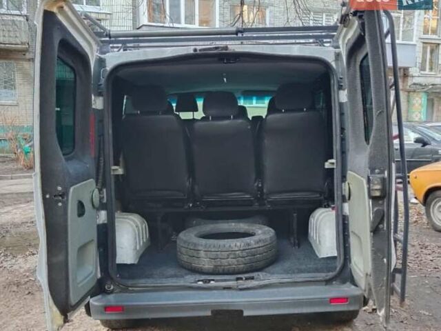 Білий Опель Віваро, об'ємом двигуна 2 л та пробігом 320 тис. км за 10200 $, фото 13 на Automoto.ua
