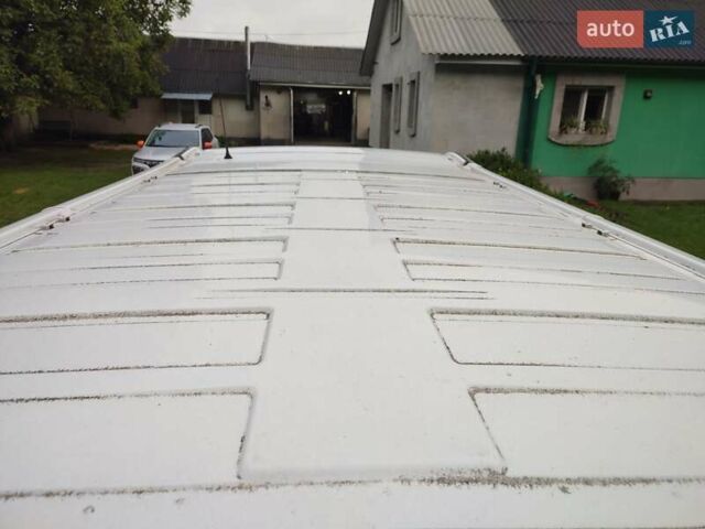 Білий Опель Віваро, об'ємом двигуна 2.5 л та пробігом 194 тис. км за 14600 $, фото 23 на Automoto.ua