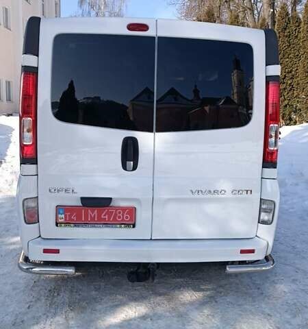 Белый Опель Виваро, объемом двигателя 2 л и пробегом 250 тыс. км за 13500 $, фото 27 на Automoto.ua