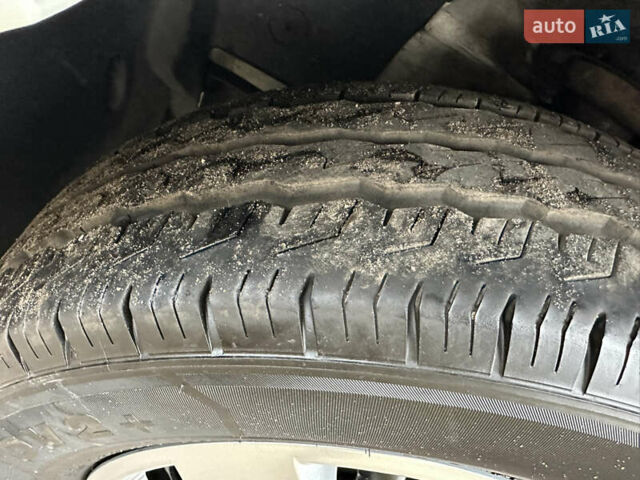 Белый Опель Виваро, объемом двигателя 2 л и пробегом 284 тыс. км за 13500 $, фото 45 на Automoto.ua