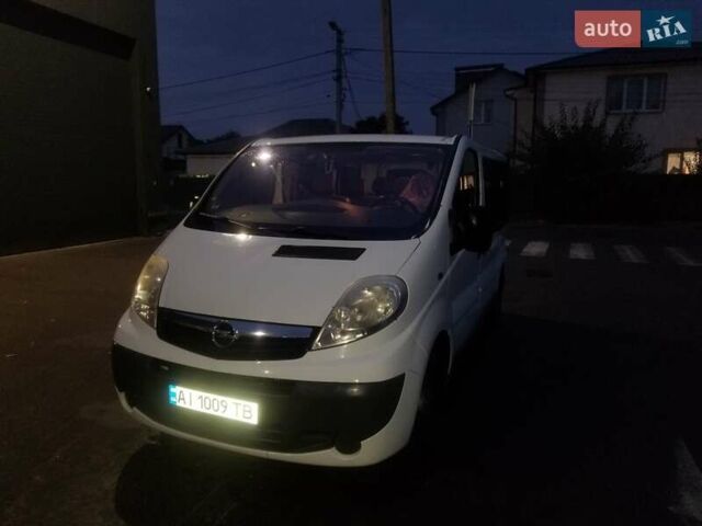 Белый Опель Виваро, объемом двигателя 2 л и пробегом 220 тыс. км за 12200 $, фото 8 на Automoto.ua