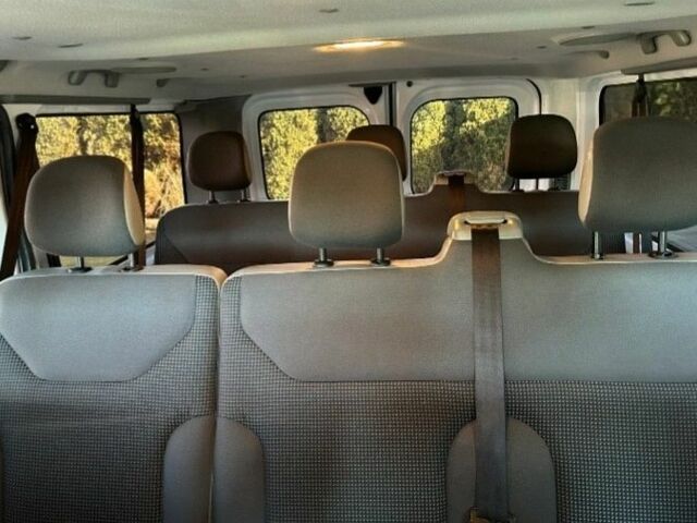 Белый Опель Виваро, объемом двигателя 2 л и пробегом 210 тыс. км за 8500 $, фото 16 на Automoto.ua