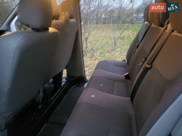 Белый Опель Виваро, объемом двигателя 2 л и пробегом 265 тыс. км за 13300 $, фото 89 на Automoto.ua